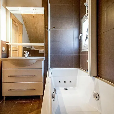 Three-bedroom Holiday In St.georgen A.kreischb. Sankt Lorenzen ob Murau
